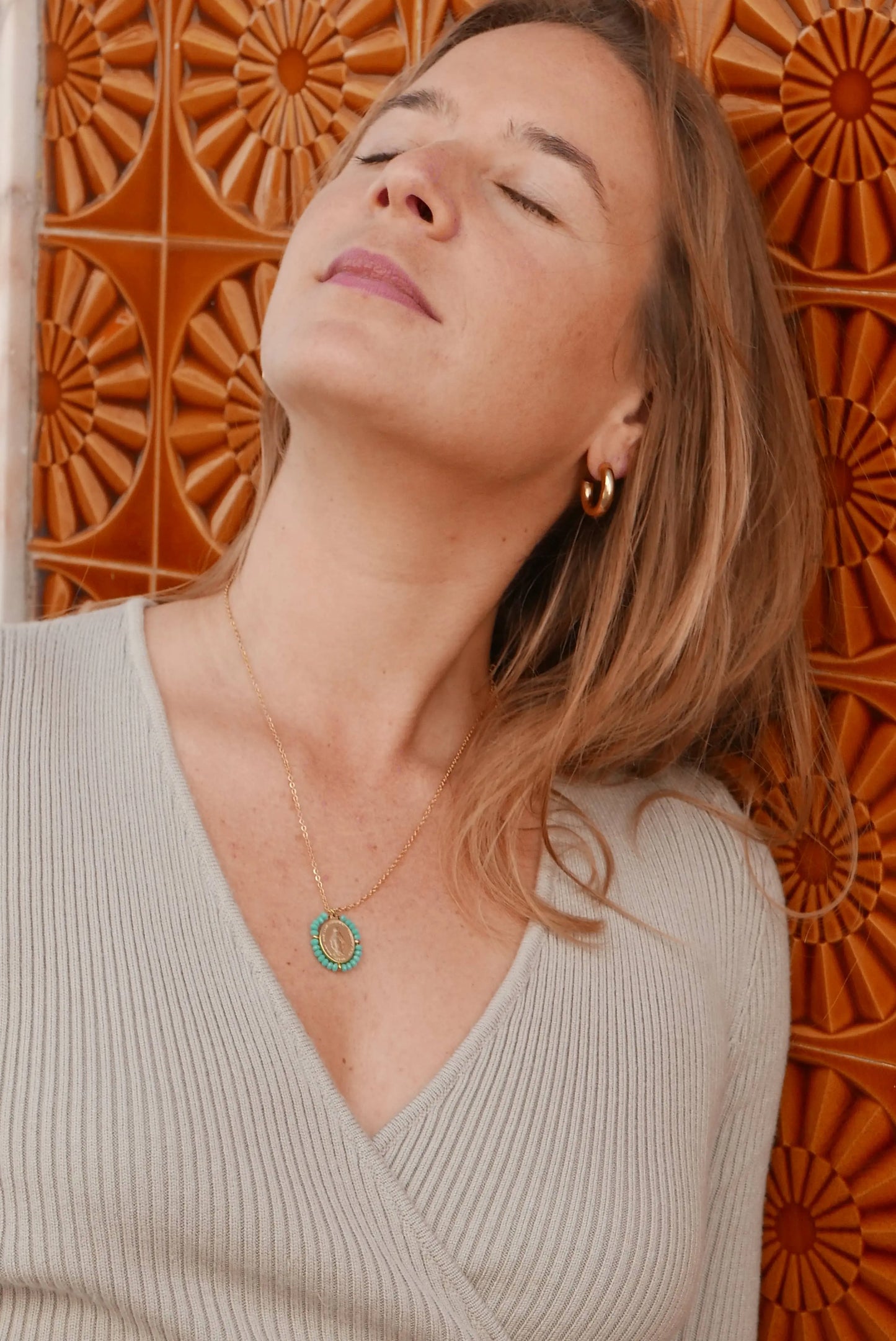 Collier Santa Maria Aqua bleu - collier médaille dorée avec pierres turquoises Palas