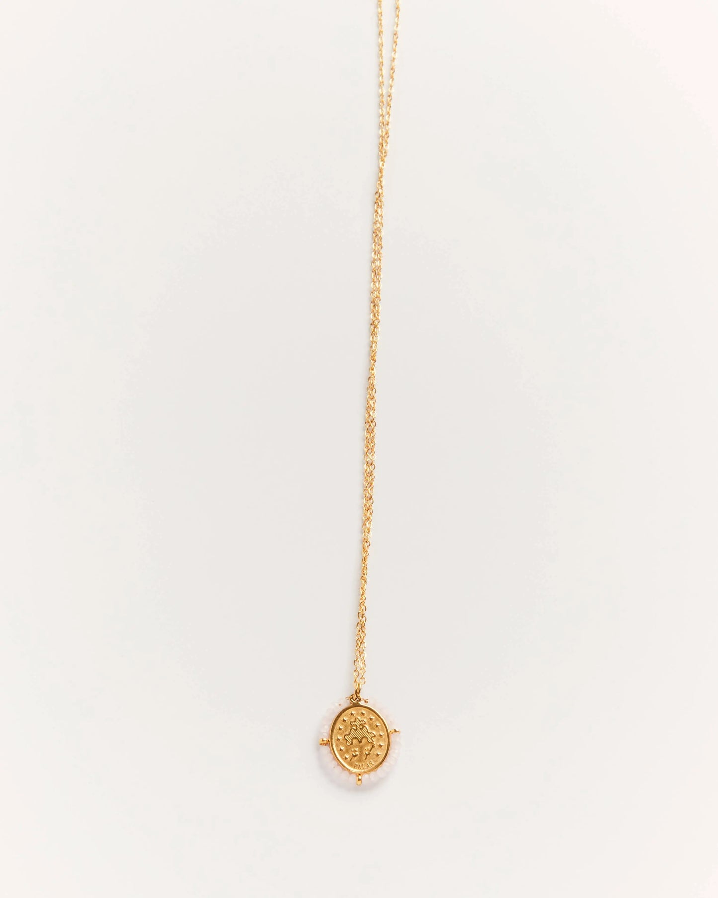 Santa Maria blanc rosé - collier médaille dorée avec pierres blanc rosé Palas