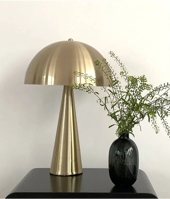 Lampe Paul doré satiné D30 H45cm Opjet Paris