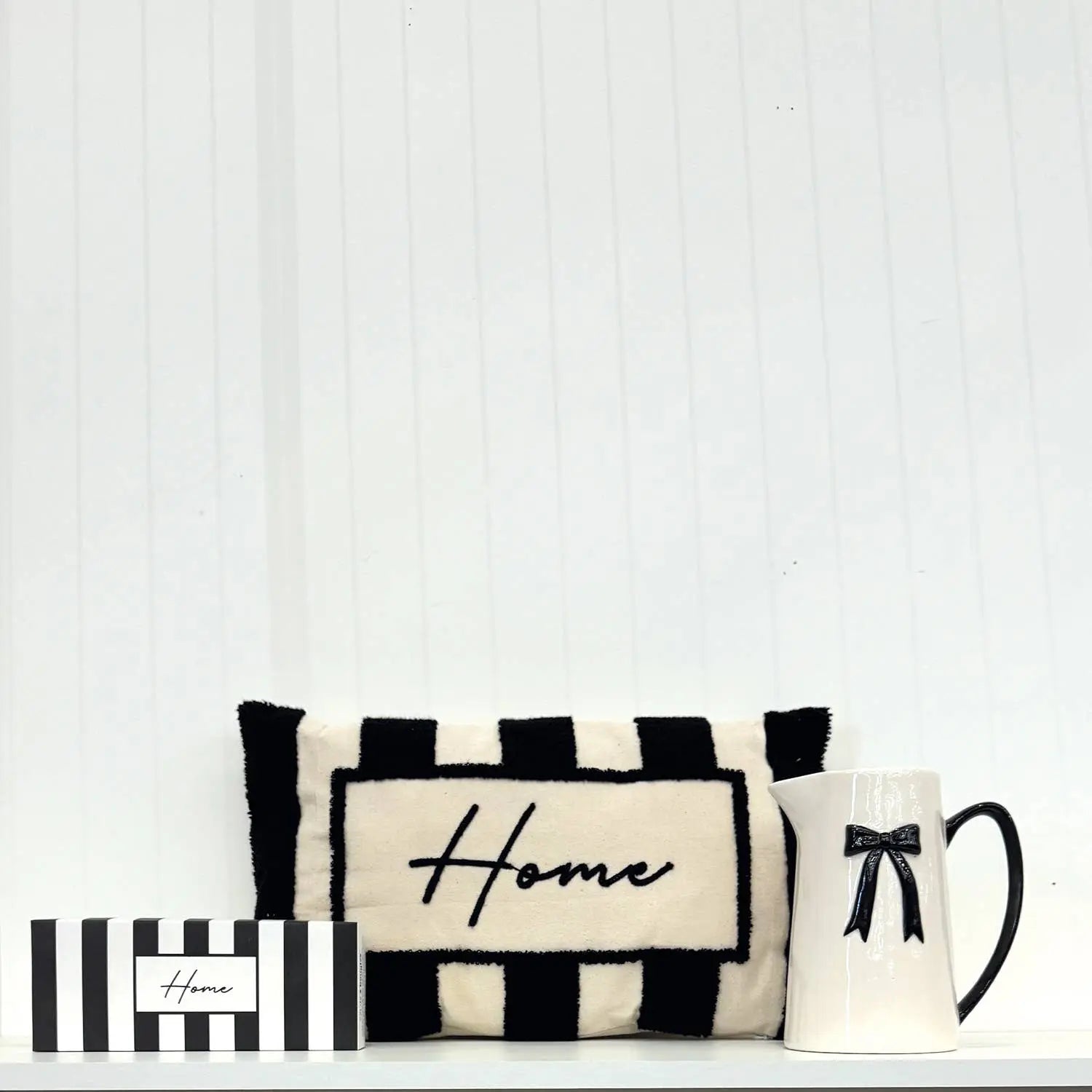 Coussin Influence home noir 30x50cm Opjet Paris