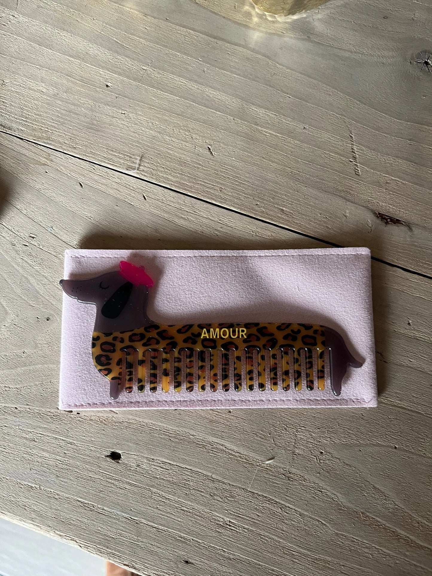 Peigne teckel Atelier MSV