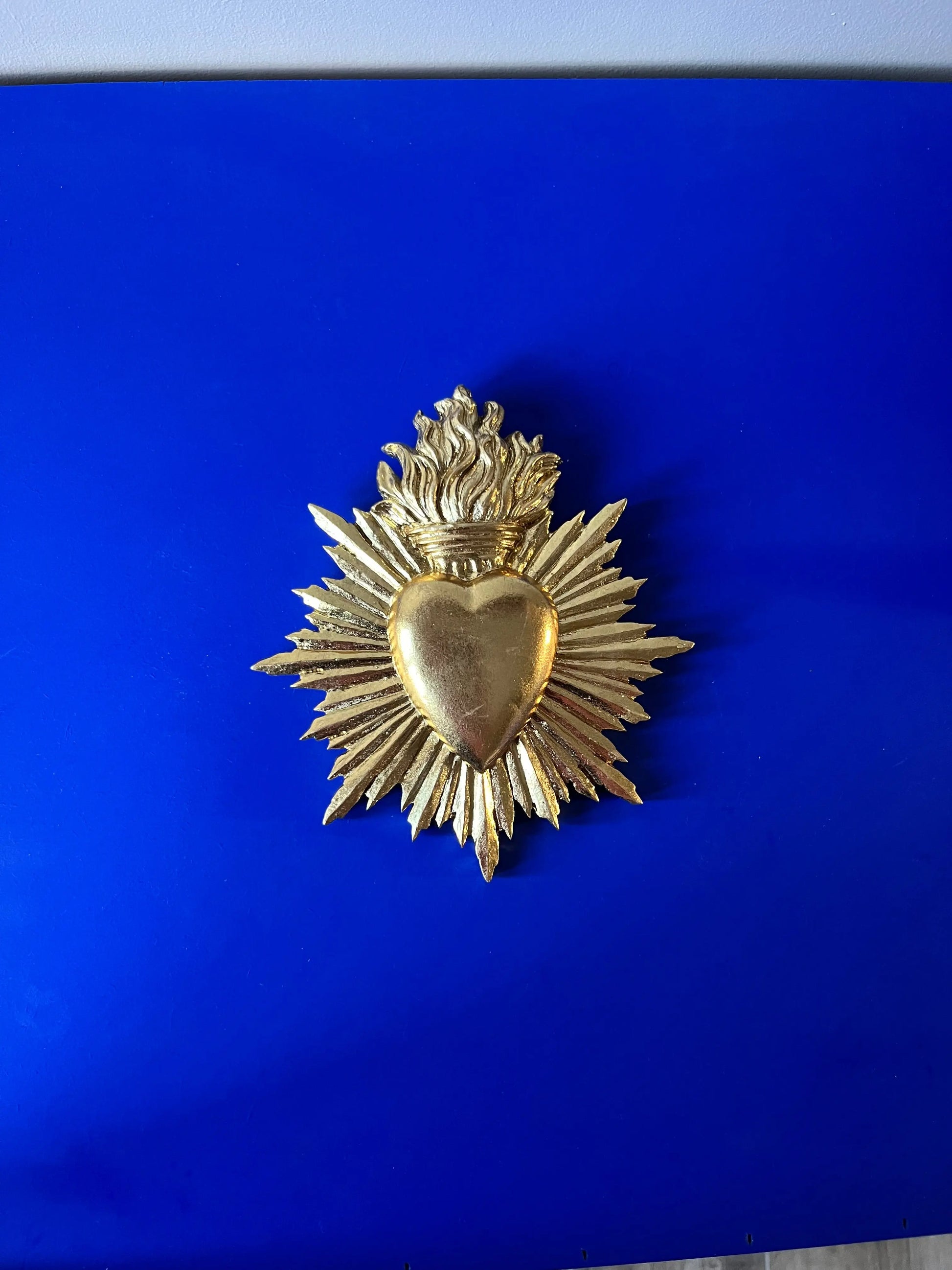 Déco Ex-voto gm doré L15,4 P2 H17,1cm Opjet Paris