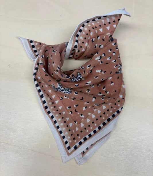 Foulard zèbre rose 50 cm Atelier MSV