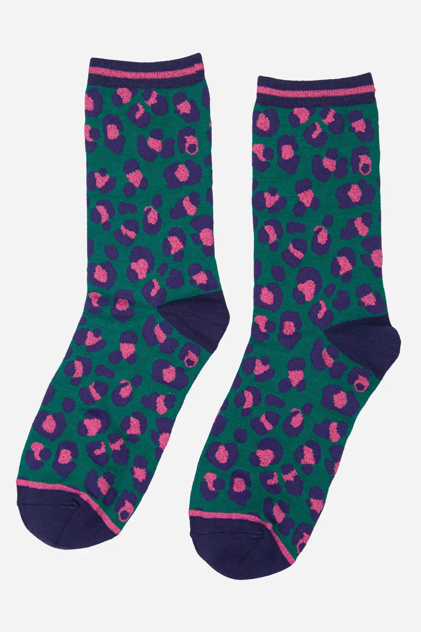 Chaussettes pour femmes en bambou à imprimé léopard vert et rose, hauteur cheville Sock Talk